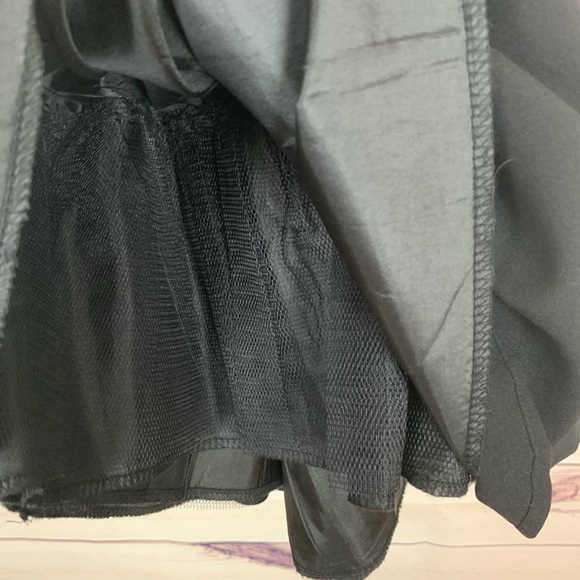 Tobi MILA BLACK LACE PLEATED SKATER DRESS … - Picture 10 of 11